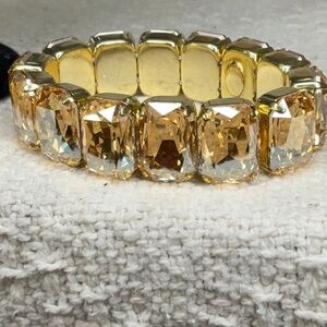 🎄 sale! Sorrelli ‘‘Champagne” Octavia large crystal stretch bracelet